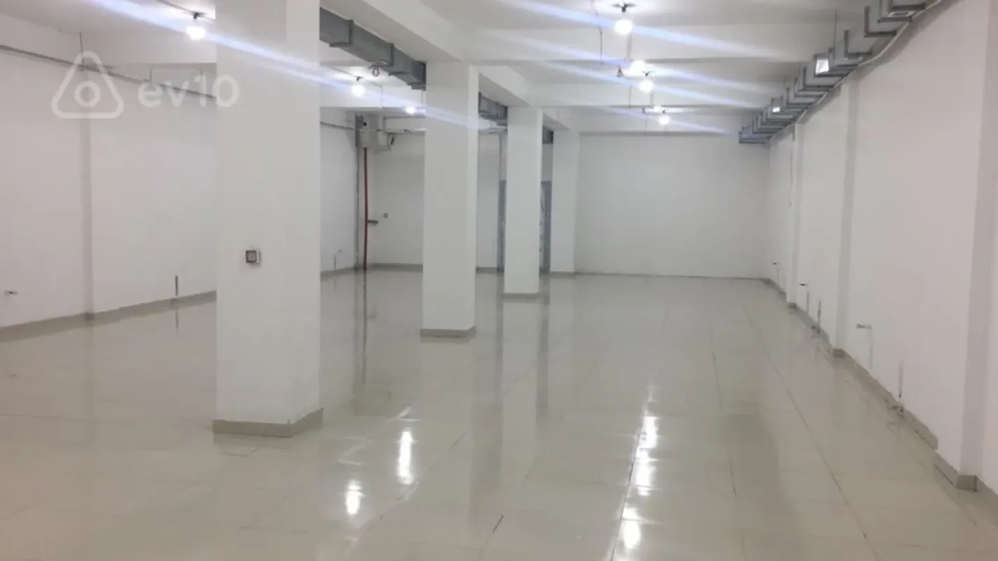 Kirayə verilir mənzil 1750 m²