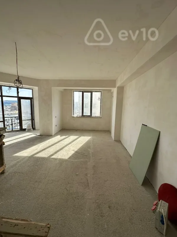 Satılır 3 otaqlı yeni tikili 158 m²