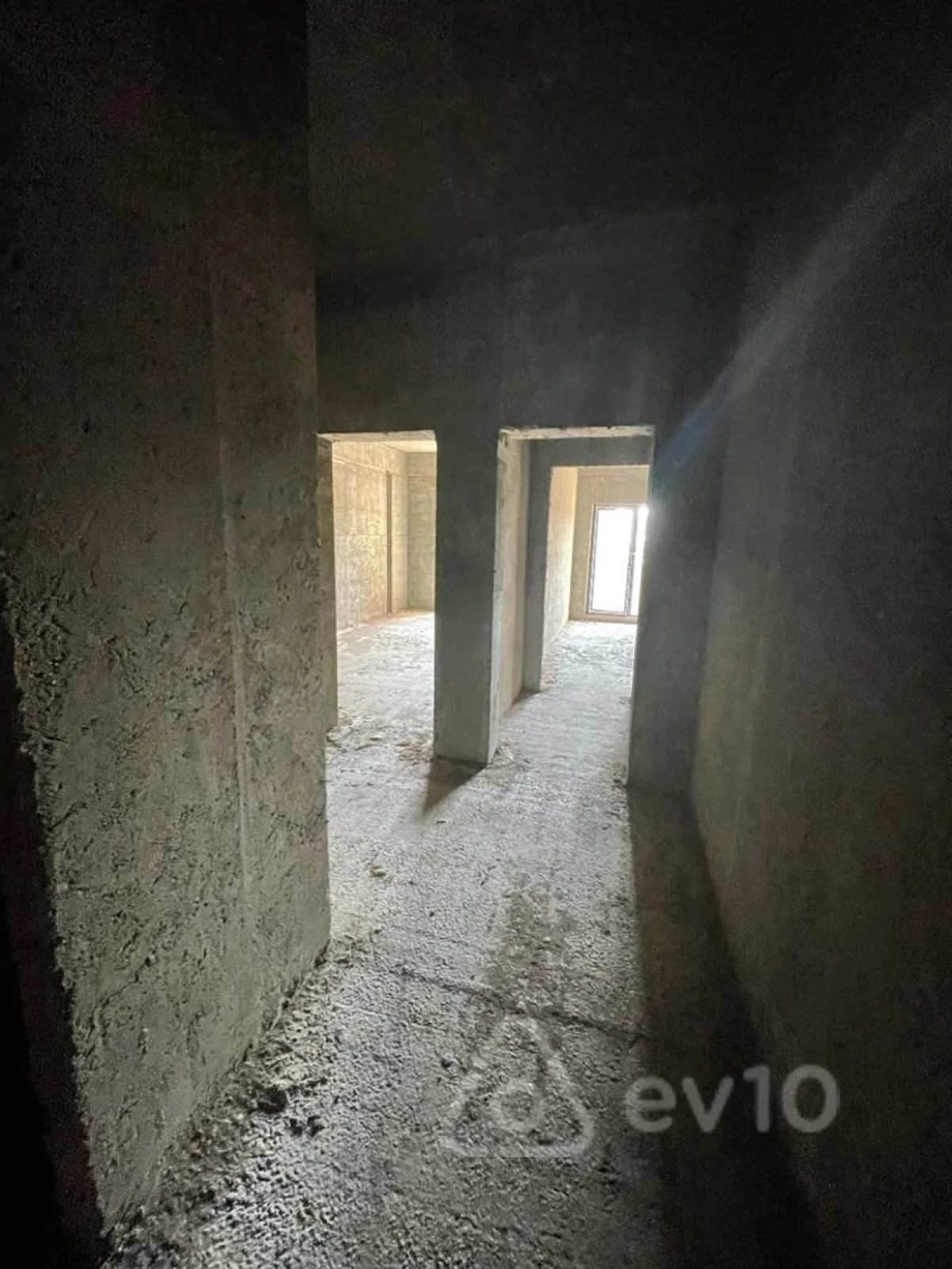 Satılır 3 otaqlı yeni tikili 158 m²