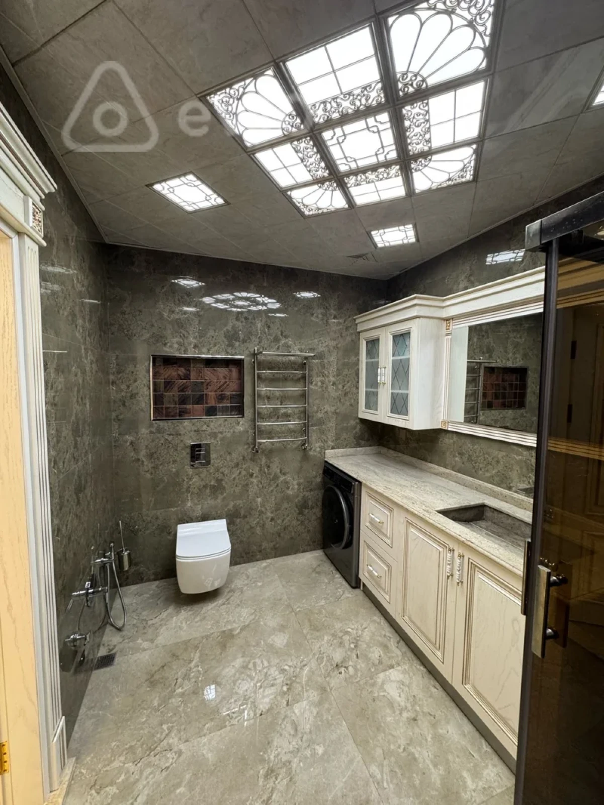 Satılır 3 otaqlı yeni tikili 140 m²