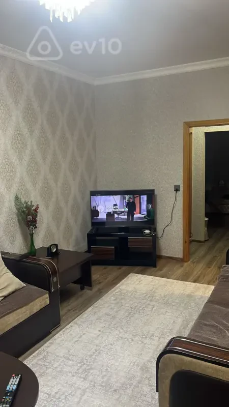 Satılır 3 otaqlı köhnə tikili 60 m²
