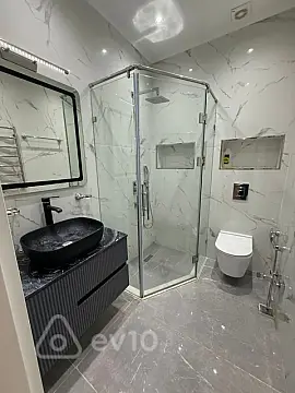 Satılır 2 otaqlı yeni tikili 60 m²