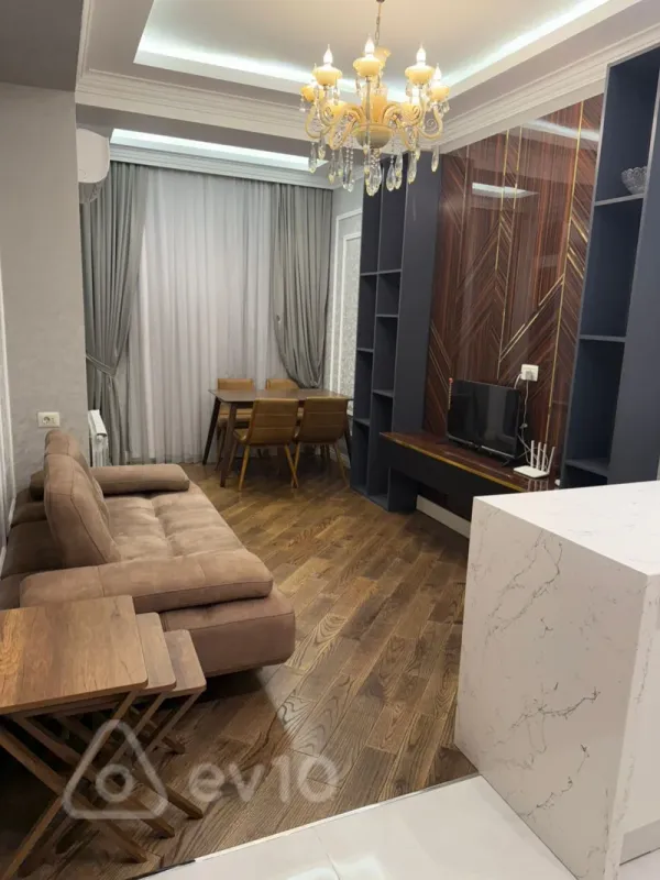 Satılır 2 otaqlı yeni tikili 60 m²