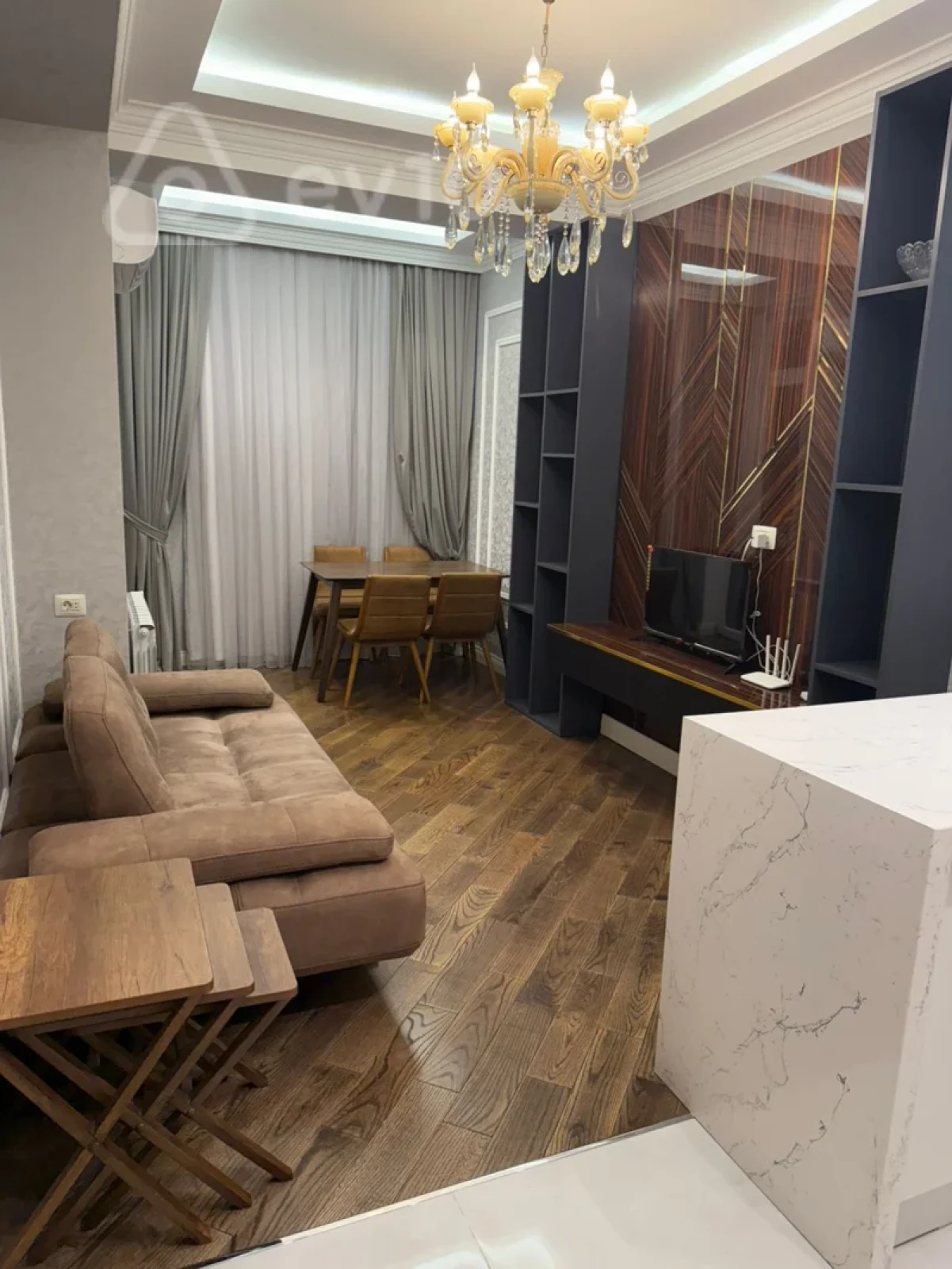Satılır 2 otaqlı yeni tikili 60 m²