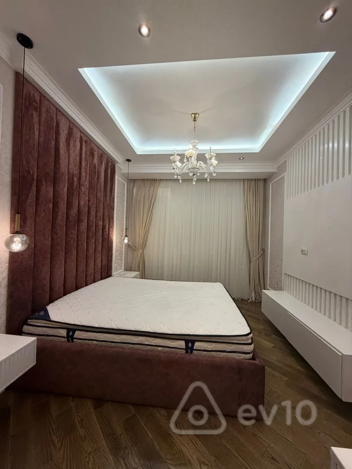 Satılır 2 otaqlı yeni tikili 60 m²