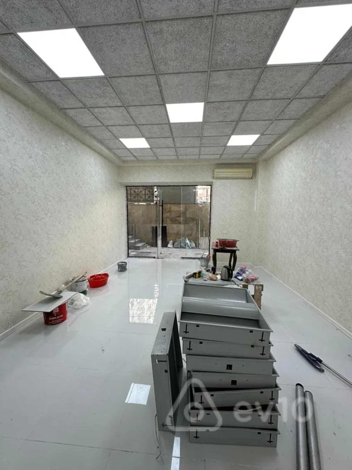 Kirayə verilir mənzil 155 m²