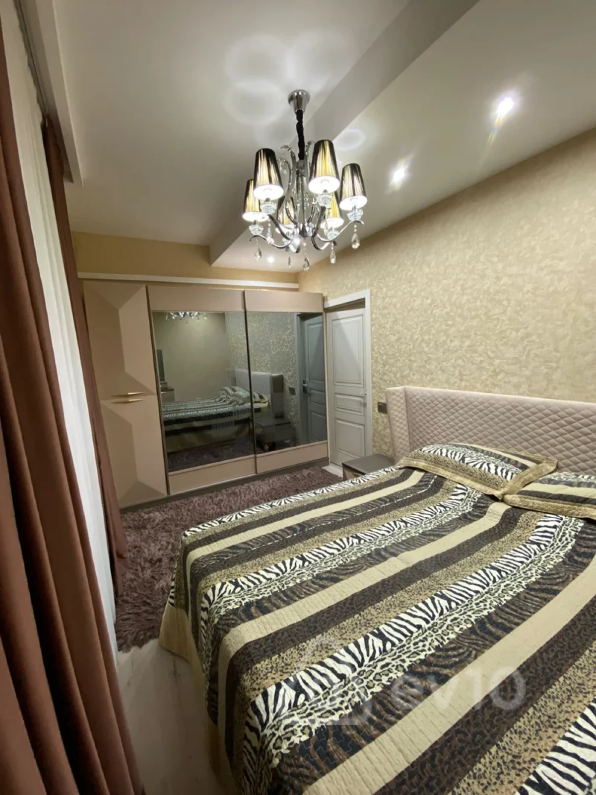 Satılır 3 otaqlı yeni tikili 90 m²