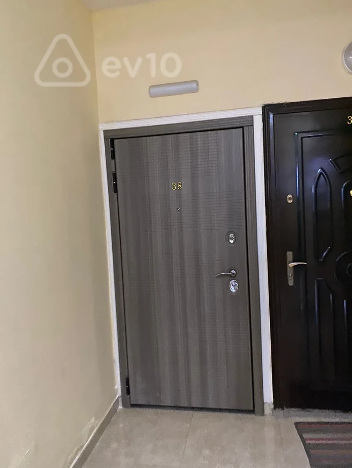 Satılır 3 otaqlı yeni tikili 90 m²