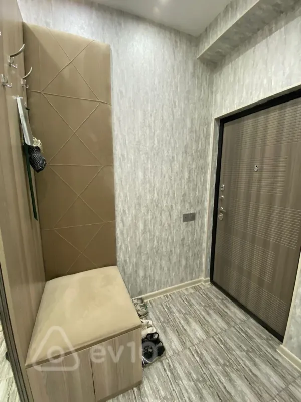 Satılır 3 otaqlı yeni tikili 90 m²