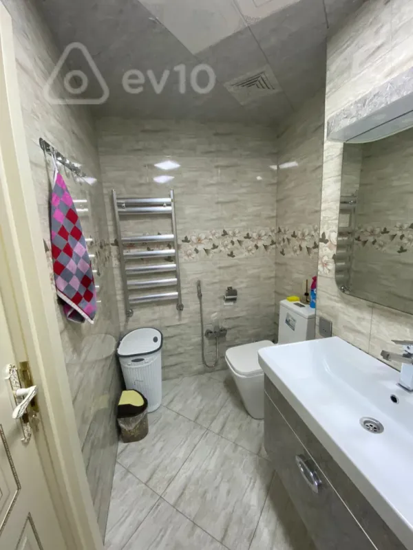 Satılır 3 otaqlı yeni tikili 90 m²