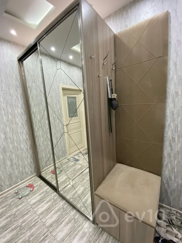 Satılır 3 otaqlı yeni tikili 90 m²