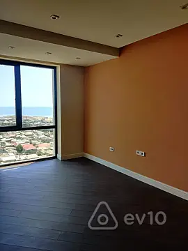 Satılır 4 otaqlı yeni tikili 140 m²