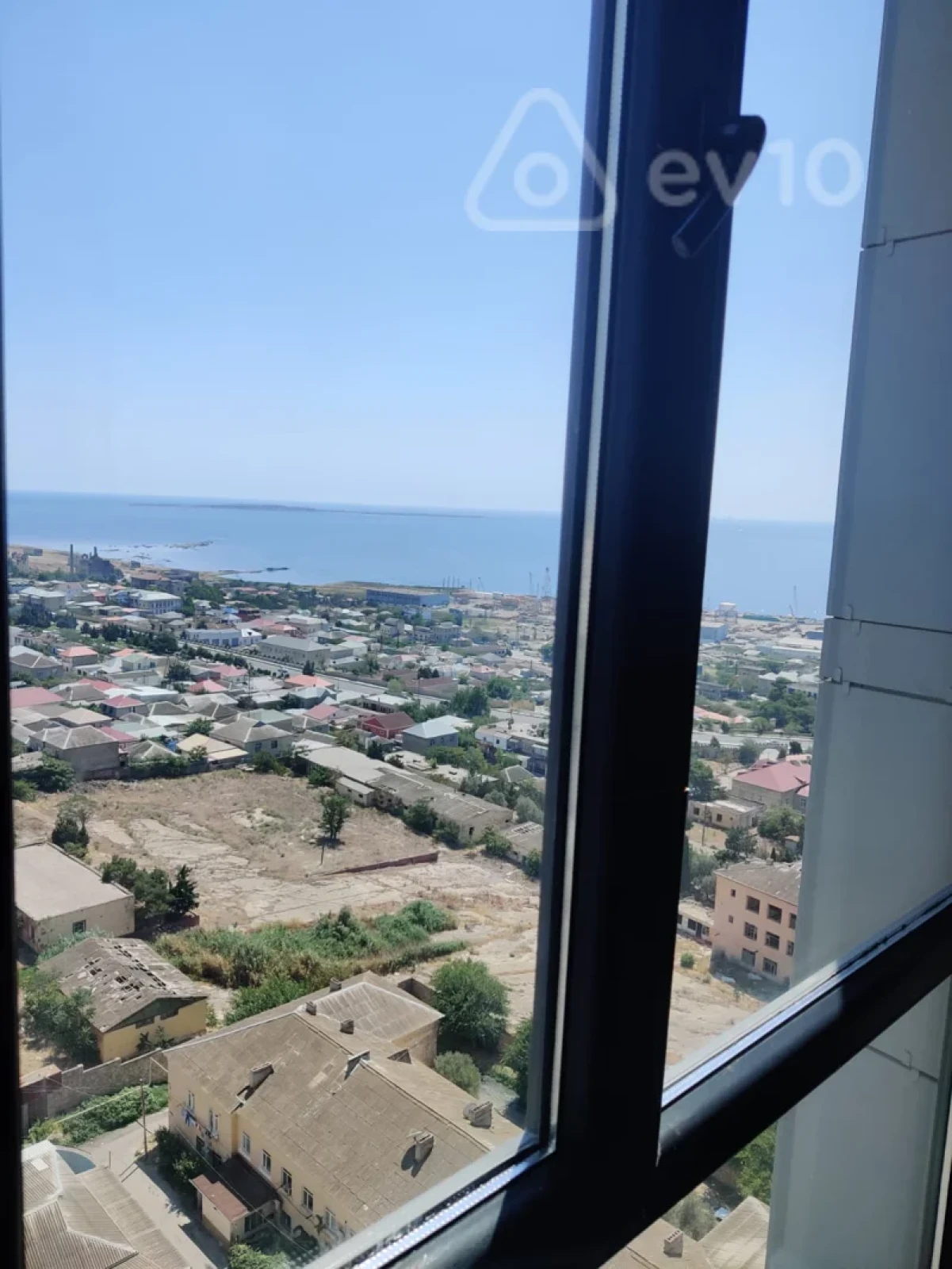 Satılır 4 otaqlı yeni tikili 140 m²