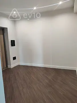 Satılır 4 otaqlı yeni tikili 140 m²