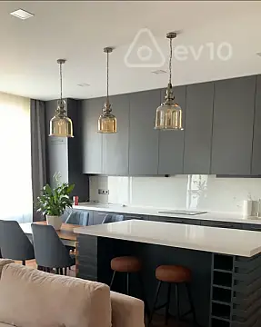 Satılır 3 otaqlı yeni tikili 145 m²