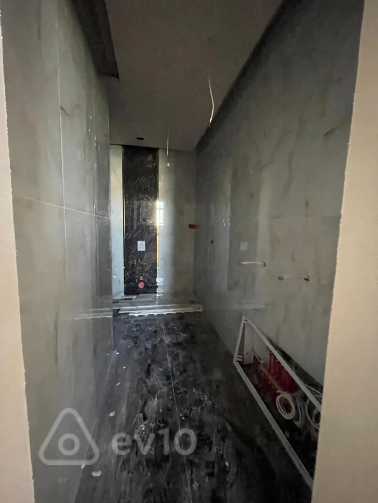 Satılır 7 otaqlı yeni tikili 423 m²