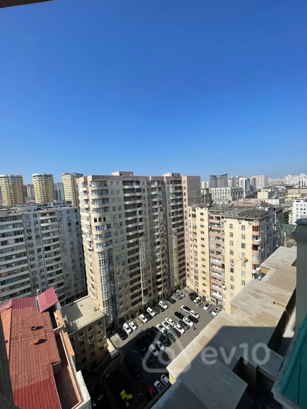 Satılır 7 otaqlı yeni tikili 423 m²