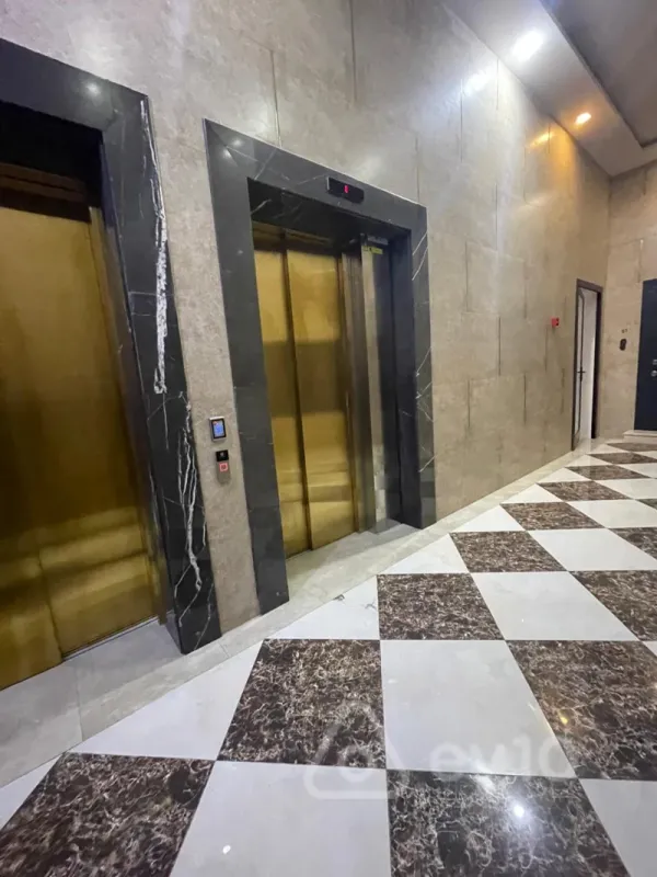 Satılır 7 otaqlı yeni tikili 423 m²