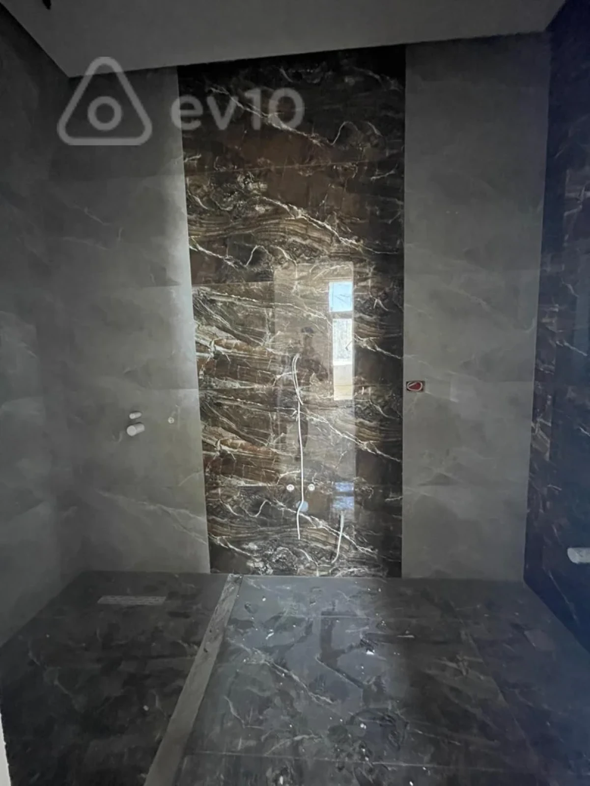 Satılır 7 otaqlı yeni tikili 423 m²