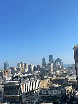 Satılır 4 otaqlı yeni tikili 196 m²