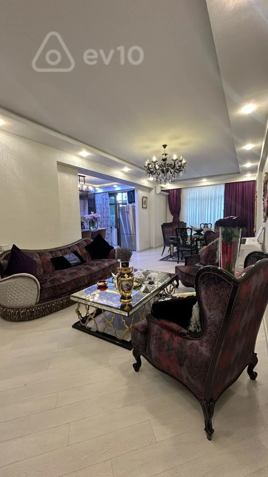 Satılır 3 otaqlı yeni tikili 160 m²