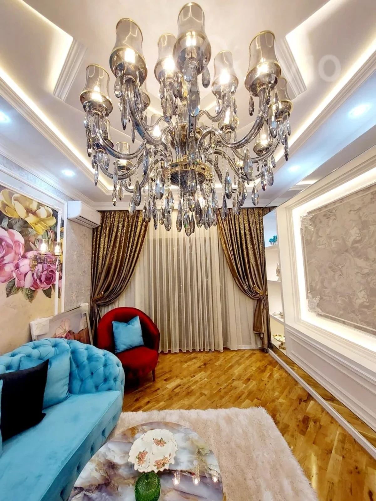 Kirayə verilir 2 otaqlı yeni tikili 70 m²