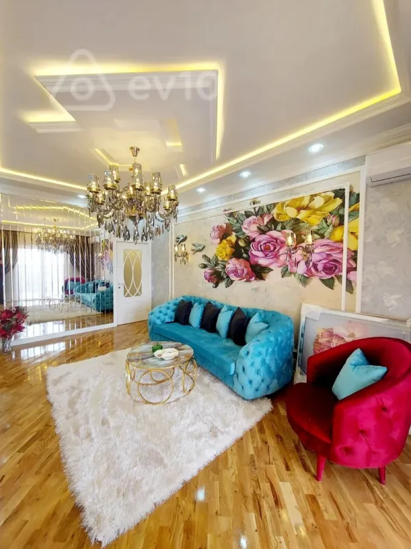 Kirayə verilir 2 otaqlı yeni tikili 70 m²