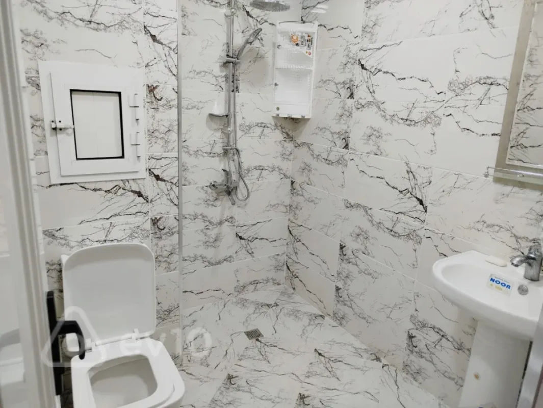 Kirayə verilir 1 otaqlı köhnə tikili 45 m²