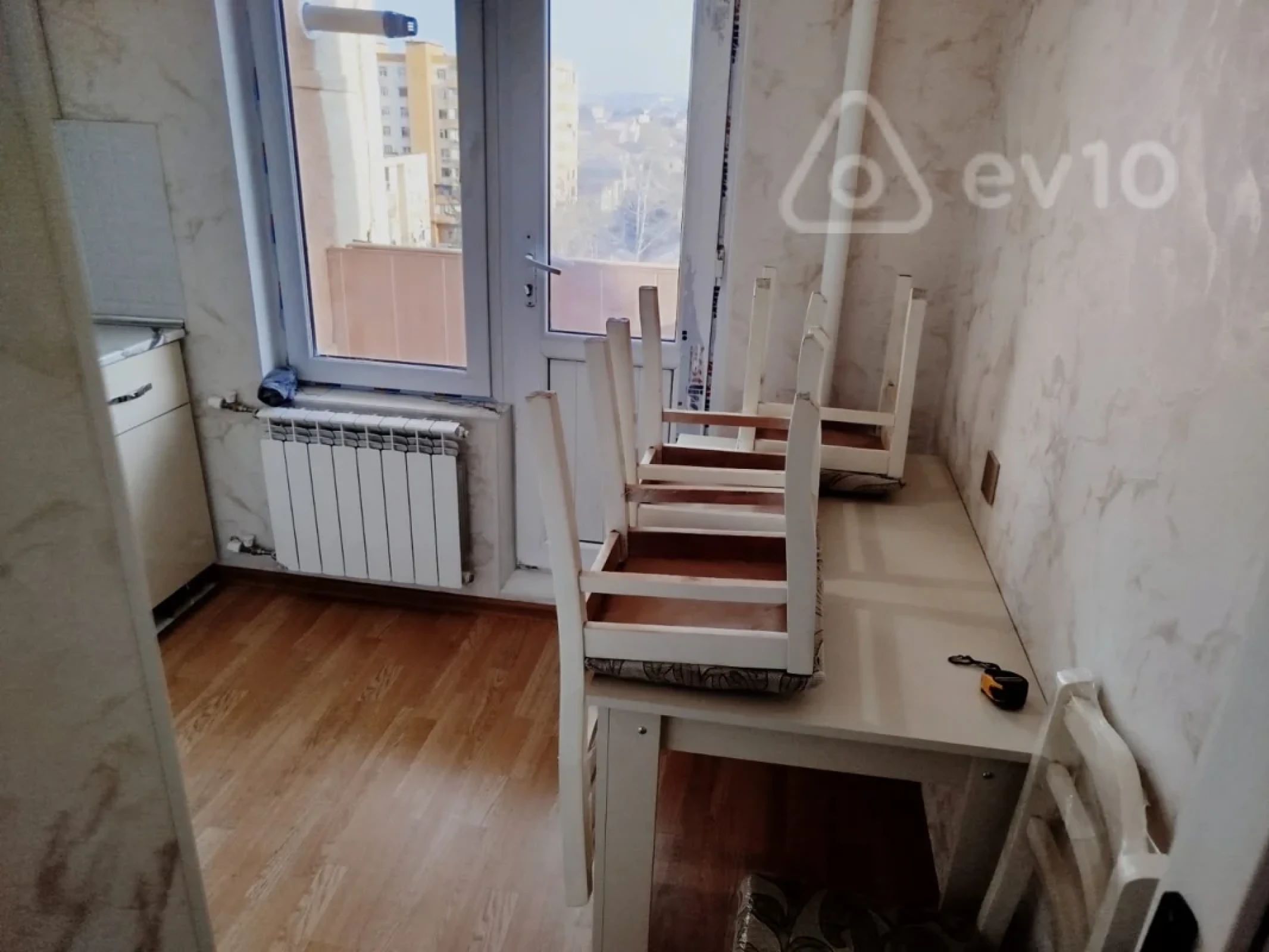 Kirayə verilir 1 otaqlı köhnə tikili 45 m²
