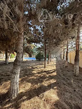 Satılır 7 otaqlı həyət evi 480 m²