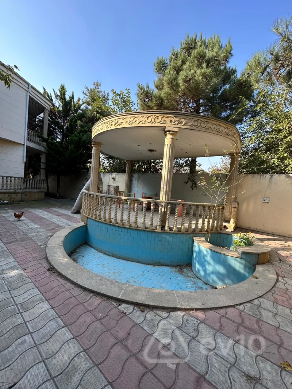 Satılır 7 otaqlı həyət evi 480 m²