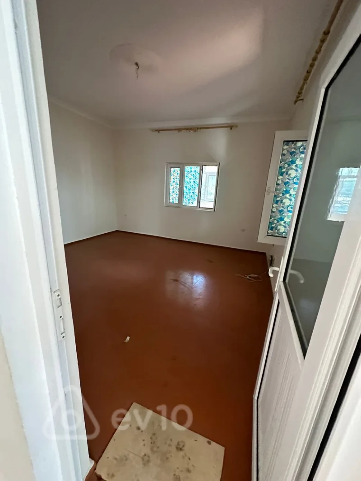 Satılır 7 otaqlı həyət evi 480 m²