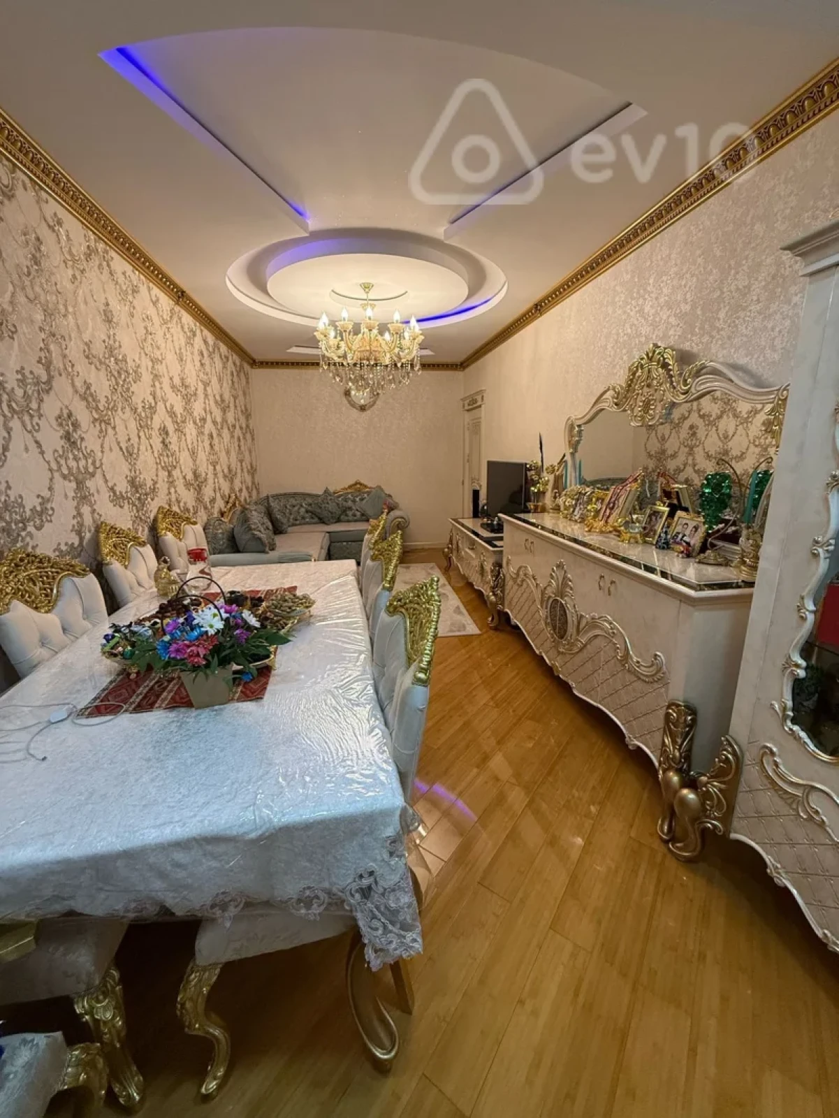 Satılır 2 otaqlı yeni tikili 60 m²