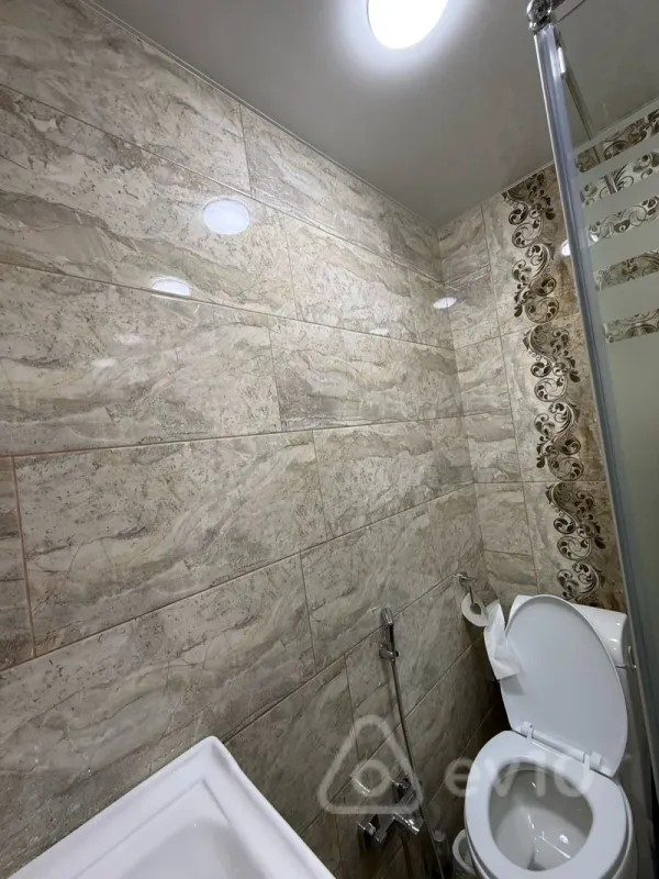 Satılır 2 otaqlı yeni tikili 60 m²