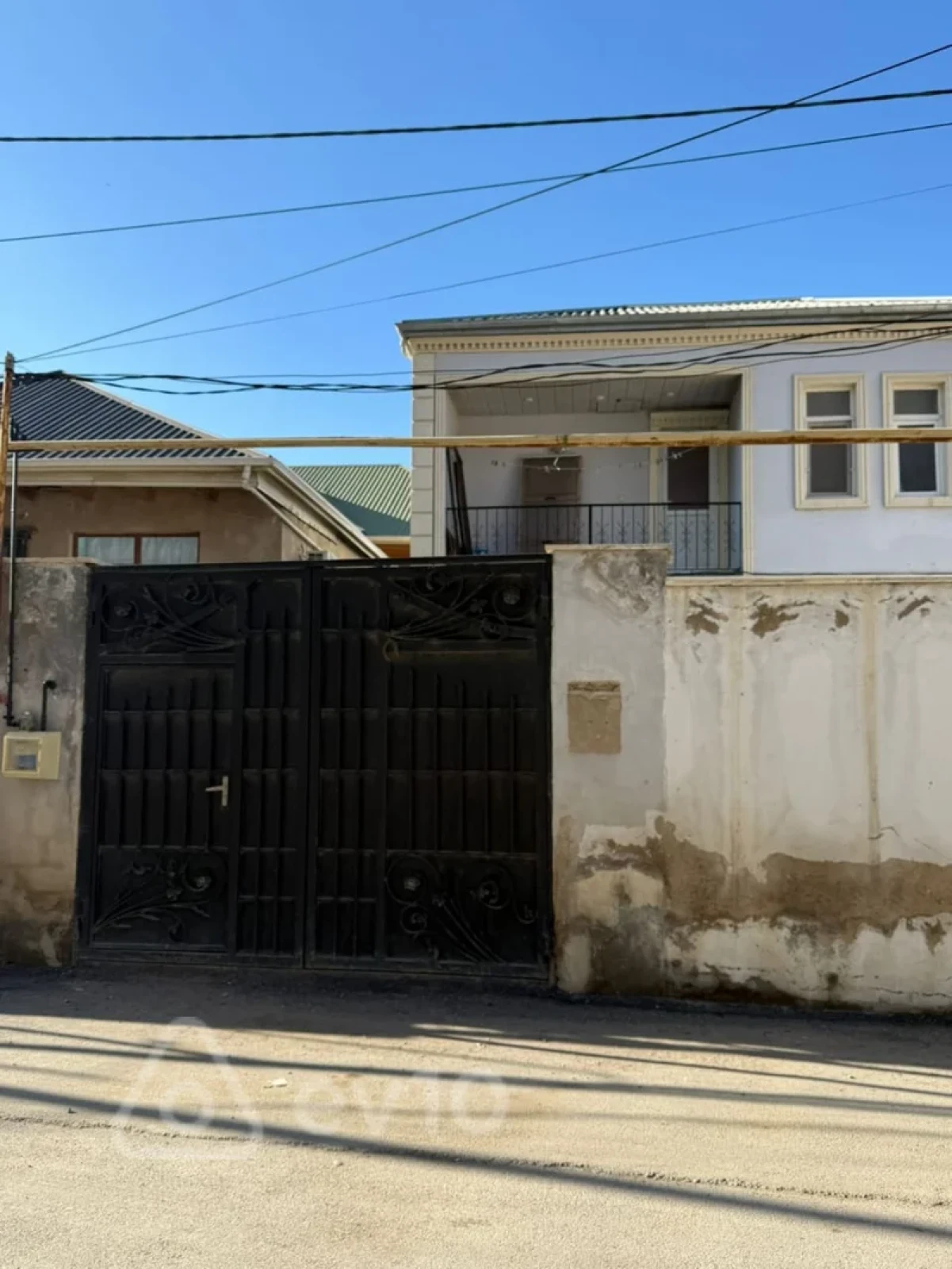Satılır 5 otaqlı həyət evi 114 m²