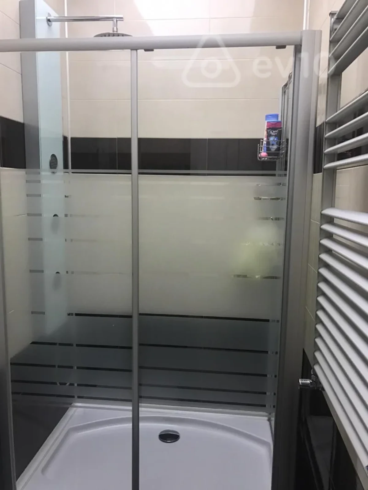 Satılır 3 otaqlı yeni tikili 150 m²