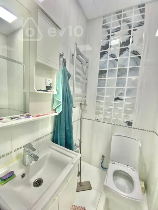 Kirayə verilir 2 otaqlı yeni tikili 55 m²