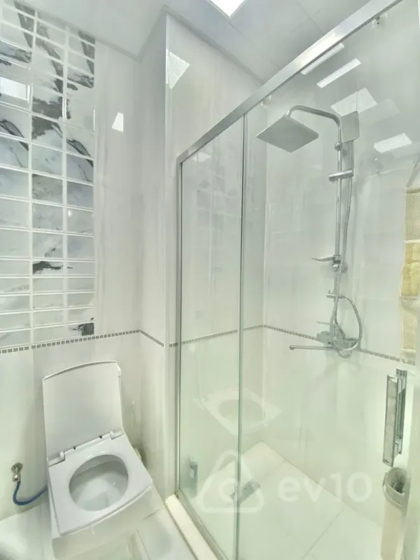 Kirayə verilir 2 otaqlı yeni tikili 55 m²