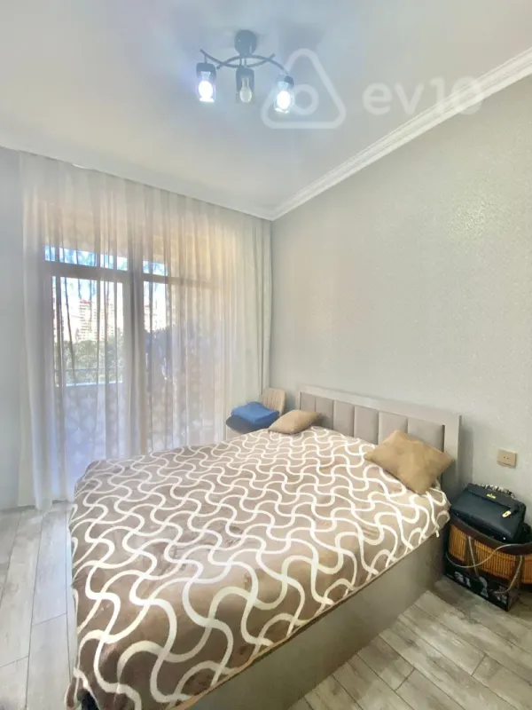 Kirayə verilir 2 otaqlı yeni tikili 55 m²
