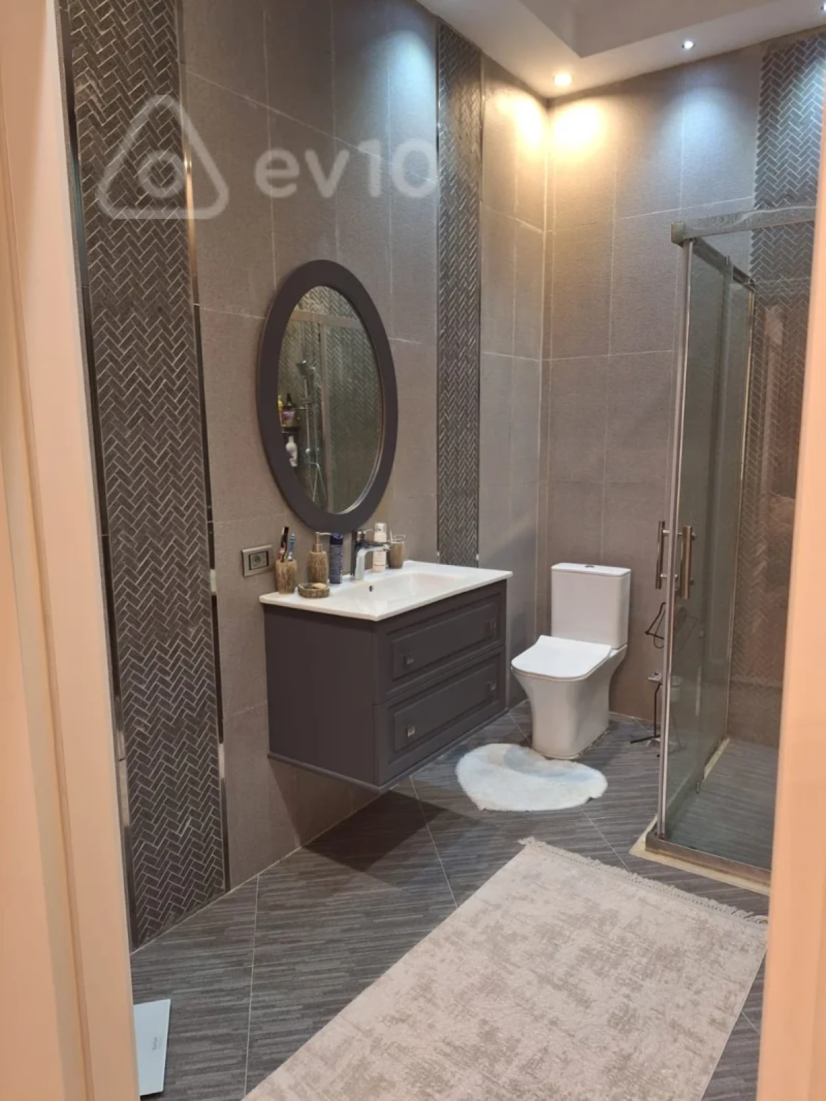 Satılır 3 otaqlı yeni tikili 147 m²