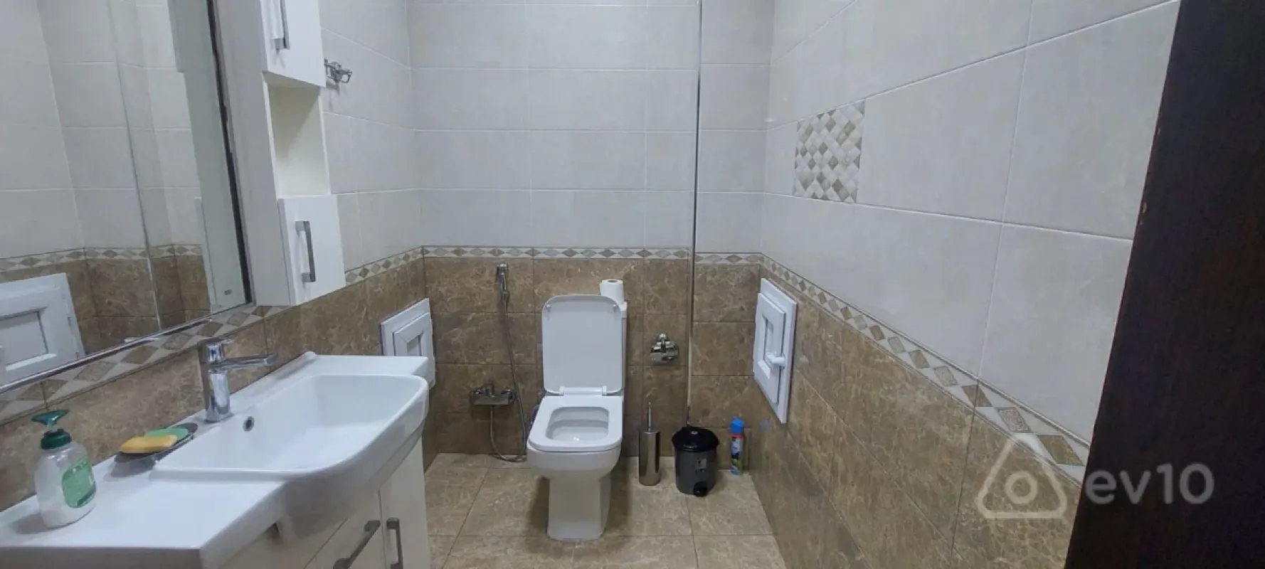Satılır 3 otaqlı yeni tikili 120 m²