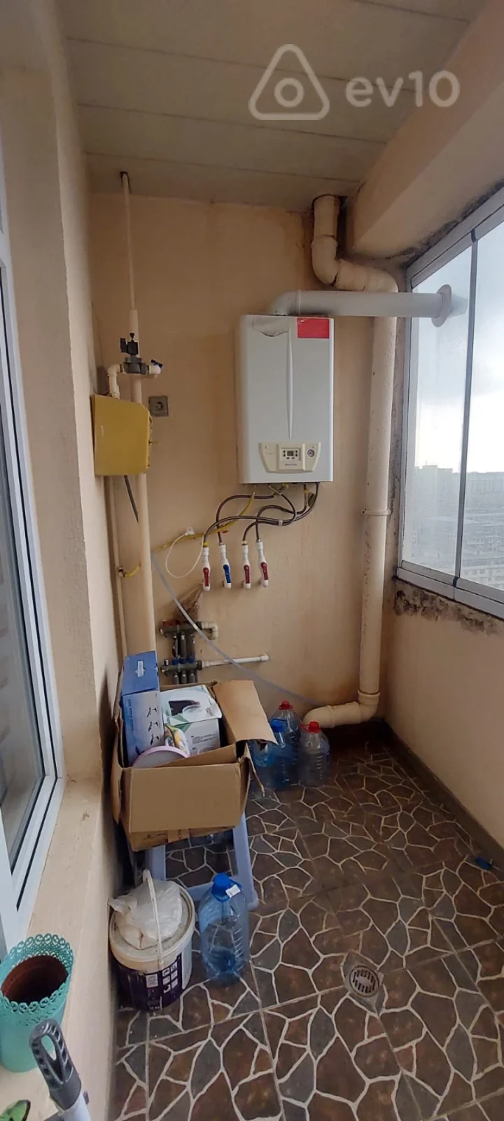 Satılır 3 otaqlı yeni tikili 120 m²