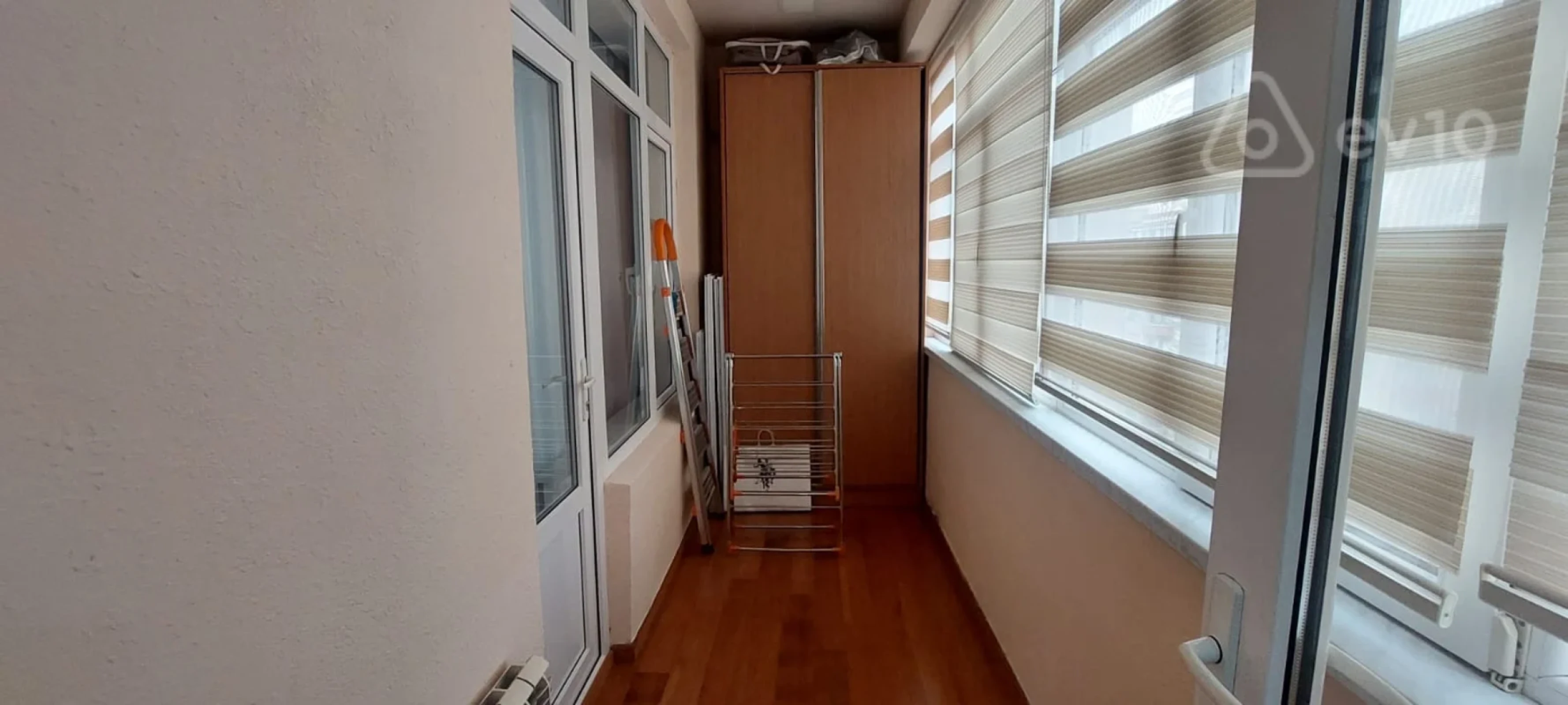 Satılır 3 otaqlı yeni tikili 120 m²