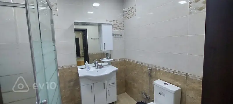 Satılır 3 otaqlı yeni tikili 120 m²