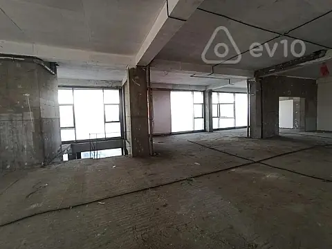 Kirayə verilir mənzil 630 m²