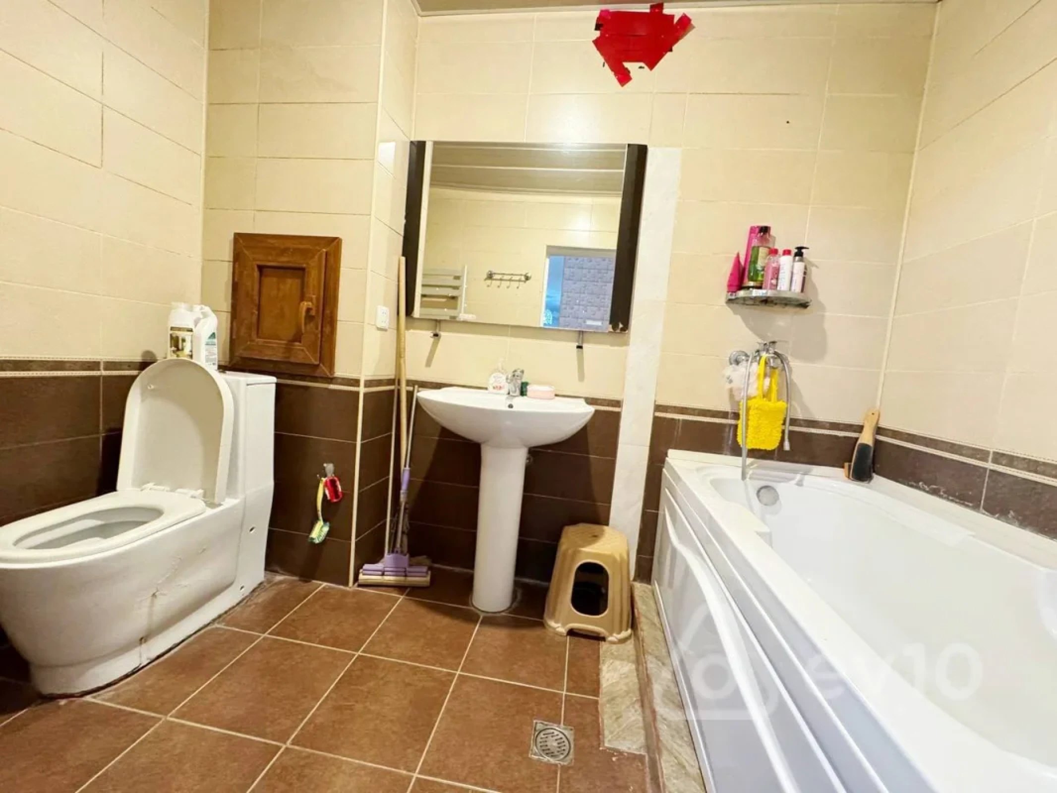 Satılır 5 otaqlı köhnə tikili 125 m²