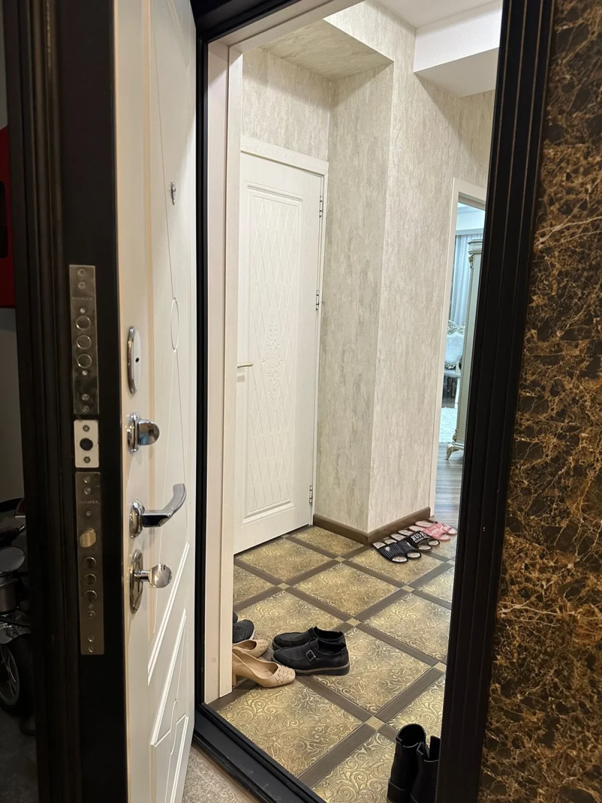 Satılır 2 otaqlı yeni tikili 85 m²