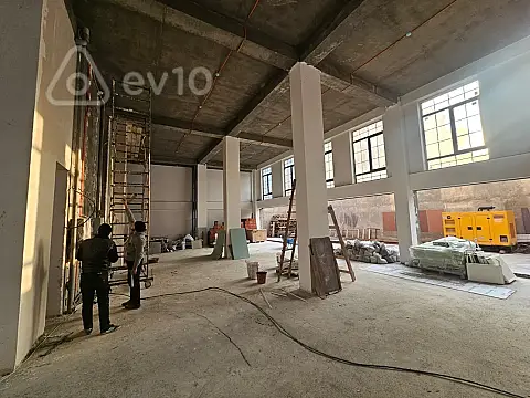 Kirayə verilir mənzil 350 m²