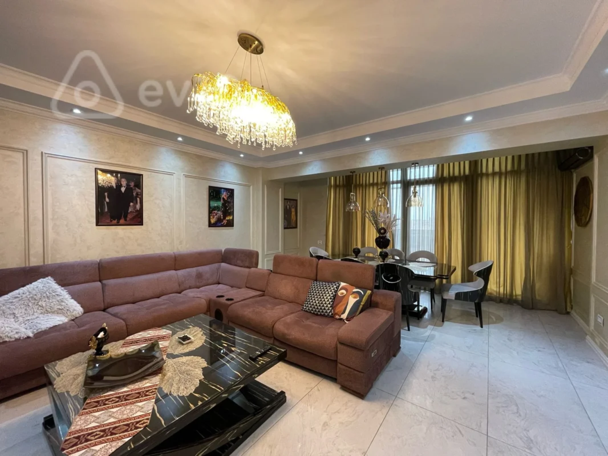 Satılır 4 otaqlı yeni tikili 200 m²