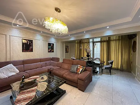 Satılır 4 otaqlı yeni tikili 200 m²